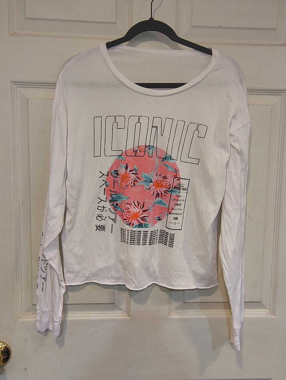 Grayson Threads Women's Size M White Long Sleeve Shirt